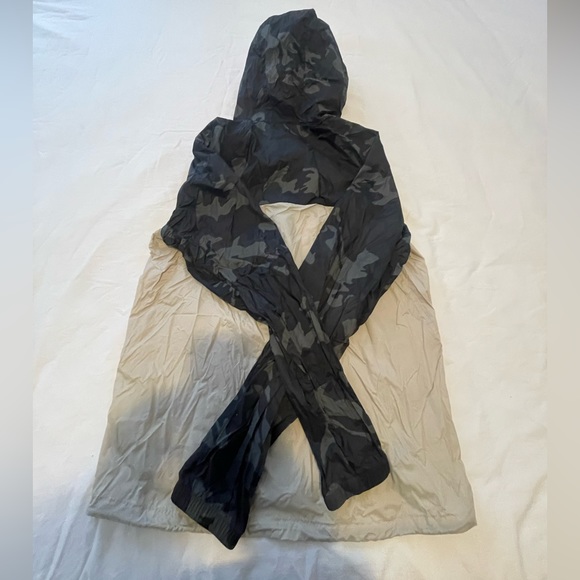 Patagonia Men’s Mojave Trails Windbreaker Jacket - Picture 3 of 5